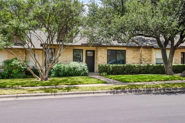 property at 8229 Summer Side Dr