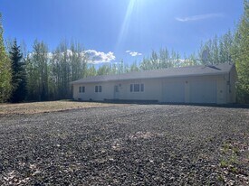 3948 Missy Ct in North Pole, AK - Building Photo