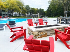 Arbor Glen Apartments in East Lansing, MI - Building Photo