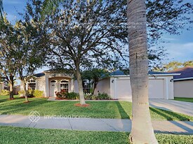 1554 Knoll Ridge Dr in Melbourne, FL - Building Photo