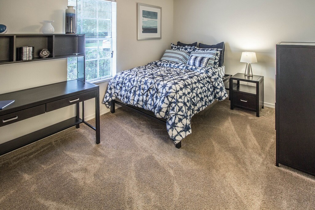 Lexington Crossing Gainesville, FL Apartments