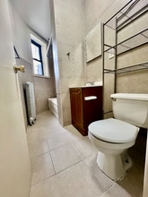354 Bergen Ave in Jersey City, NJ - Building Photo - Building Photo