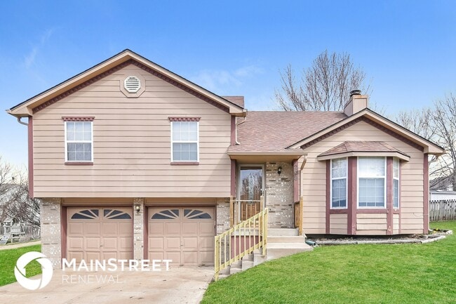 property at 208 W Calico Dr