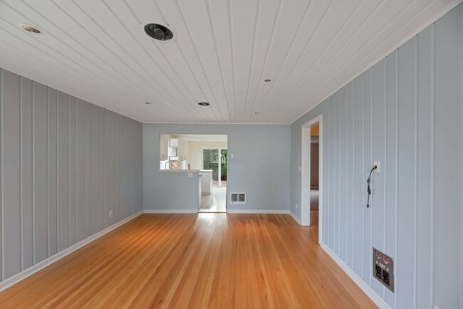 1755 NE 89th St in Seattle, WA - Building Photo - Building Photo