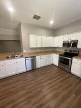 3975 Pemberly Pines Cir in St. Cloud, FL - Building Photo - Building Photo