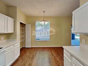 503 Greg St in Valrico, FL - Building Photo - Building Photo