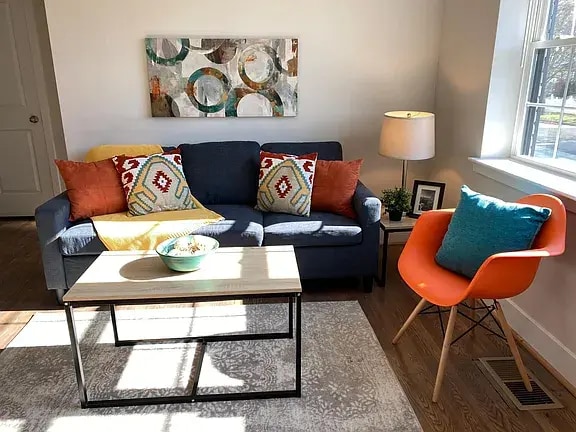 709-713 Park Ave in Laurel, MD - Foto de edificio - Building Photo