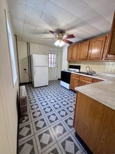 229 S Nicholas St in St. Clair, PA - Building Photo - Building Photo