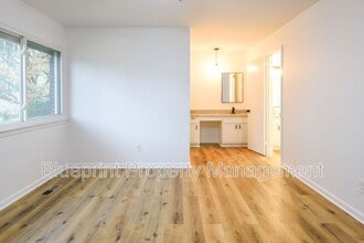 6004 Cowin Dr NW in Huntsville, AL - Building Photo - Building Photo