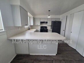 1428 W 300 N in Clearfield, UT - Building Photo - Building Photo