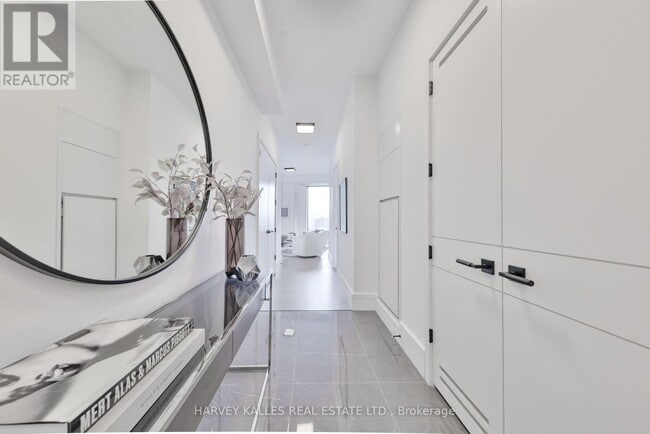 property at 215 Lonsdale Rd