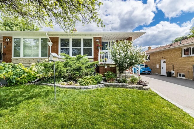 property at 59 Vanguard Dr