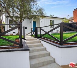 4130 Verdugo View Dr in Los Angeles, CA - Building Photo - Building Photo