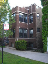 1302 W Addison Apartments