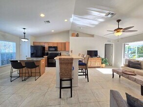 1243 NW 22nd Ave in Cape Coral, FL - Building Photo - Building Photo