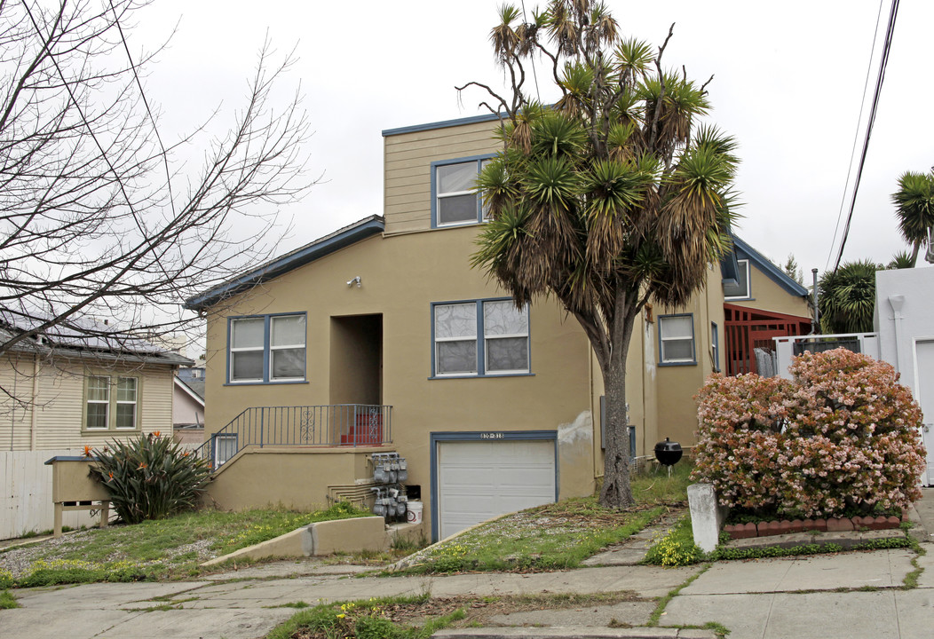 816 E 23rd St in Oakland, CA - Building Photo