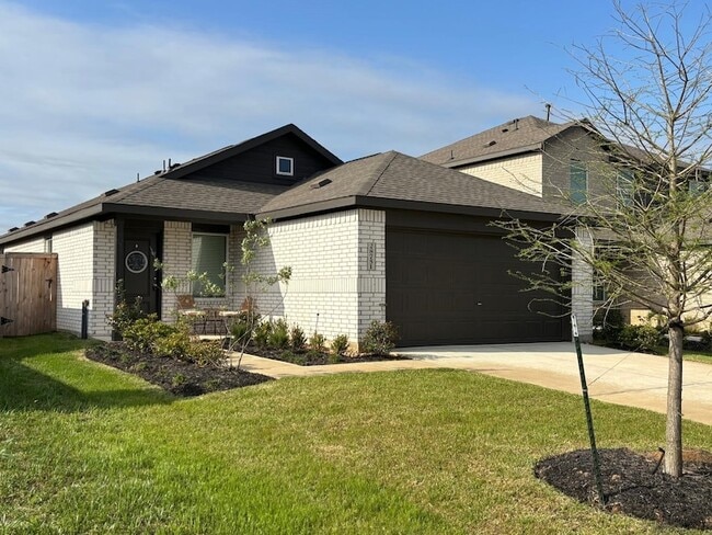 property at 28751 Texas Plns Dr