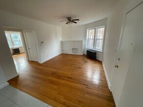 6343 N Claremont Ave in Chicago, IL - Building Photo - Building Photo