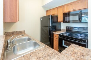 Meadows in Ypsilanti, MI - Building Photo