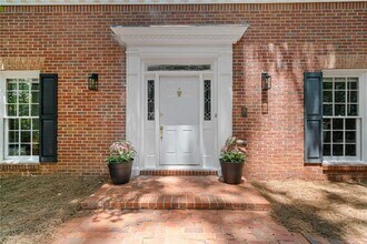 80 Cliffcreek Trce NE in Atlanta, GA - Foto de edificio - Building Photo