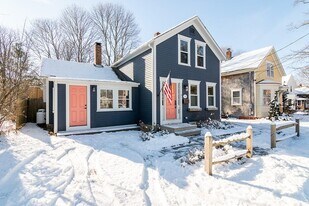 40 Mechanic St in South Kingstown, RI - Building Photo