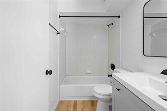 4142 NW 59th Terrace in Gainesville, FL - Foto de edificio - Building Photo