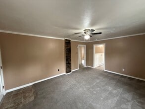 465 Madrona Ave SE in Salem, OR - Building Photo - Building Photo