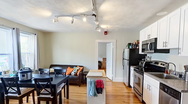408 Highland Ave, Unit 26