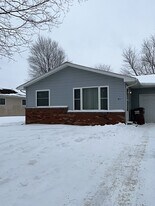 911 Mill Hwy in Tecumseh, MI - Building Photo