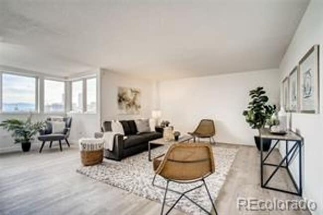 1250 N Humboldt St in Denver, CO - Building Photo - Building Photo