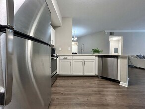 9533 Magnolia Blossom Dr in Tampa, FL - Building Photo - Building Photo