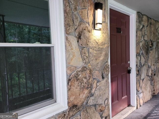 723 Ford Pl in Scottdale, GA - Building Photo - Building Photo