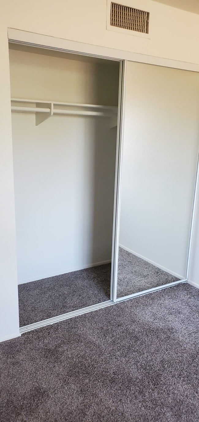 3955 Faircross Plz, Unit 67 in San Diego, CA - Building Photo - Building Photo