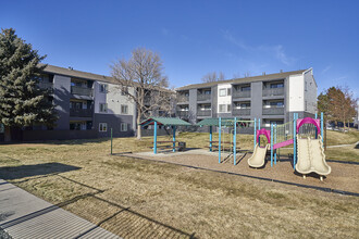 Park Place on 92nd Apartments in Westminster, CO - Foto de edificio - Building Photo