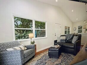 9148 Santa Margarita Rd in Atascadero, CA - Building Photo - Building Photo