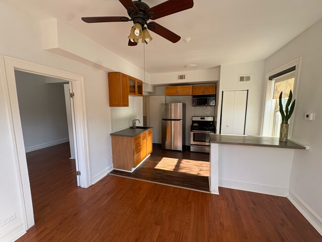 5235 N Damen Ave in Chicago, IL - Building Photo - Building Photo