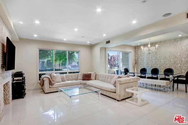 property at 11921 Dorothy St