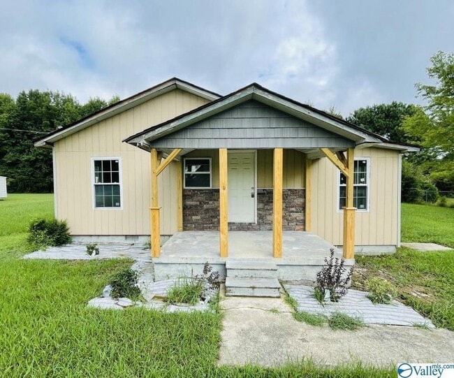 3263 Charity Ln in Hazel Green, AL - Building Photo - Building Photo