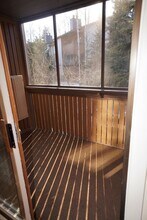 7518 Foxridge Way in Anchorage, AK - Building Photo - Building Photo