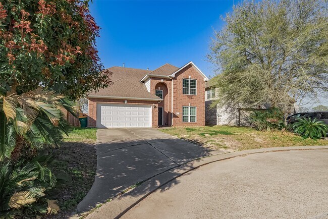 property at 2202 Highland Crossing Dr