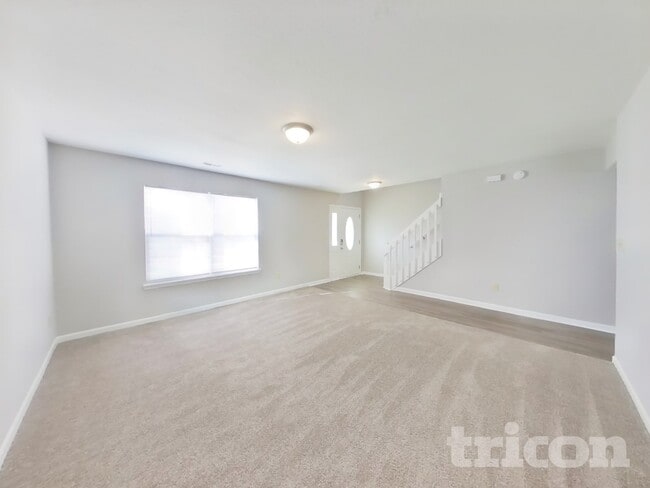 87 Lasalle Ln in Pittsboro, IN - Building Photo - Building Photo