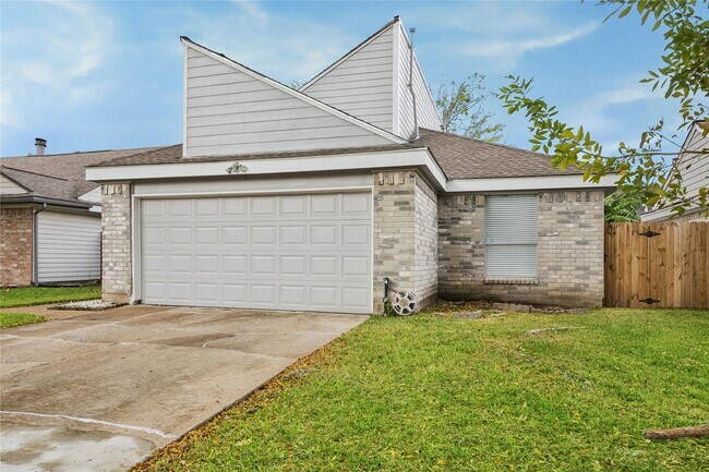 property at 13838 Beech Hollow Ln