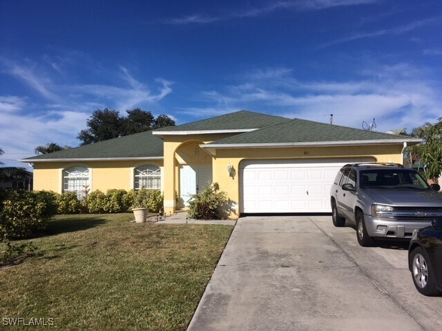 property at 911 SE 31st St