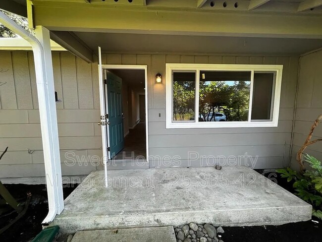 9212 Lawndale Ave SW in Lakewood, WA - Building Photo - Building Photo