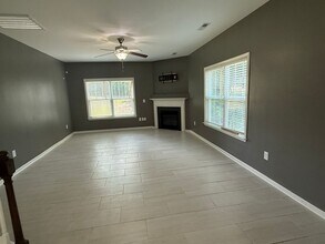 63 Slate Dr in Spring Lake, NC - Building Photo - Building Photo