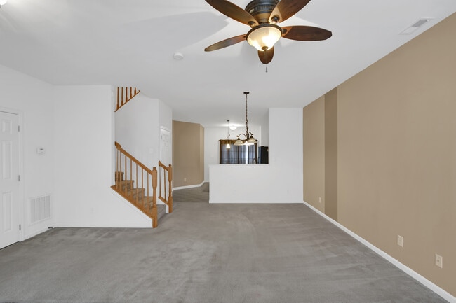 131 Lady Bug Dr in Dover, DE - Building Photo - Building Photo