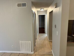 5219 Via Hacienda Cir in Orlando, FL - Building Photo - Building Photo