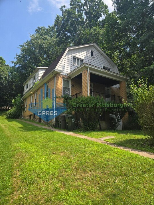 424 7th St in Oakmont, PA - Building Photo