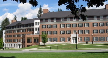 McLane Hall and Fahey Hall in Hanover, NH - Foto de edificio