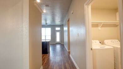 2214 John Ross Ct in Bryan, TX - Building Photo - Building Photo